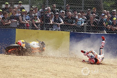 Cara Pebalap MotoGP agar Tak Cedera Parah Saat Terjatuh