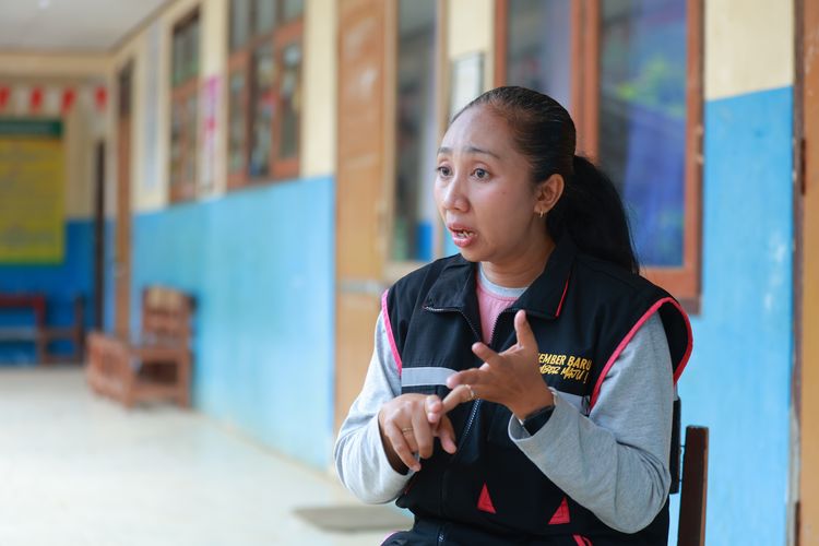 Cerita Bidan Tria Bertaruh Nyawa demi Janin yang Lain