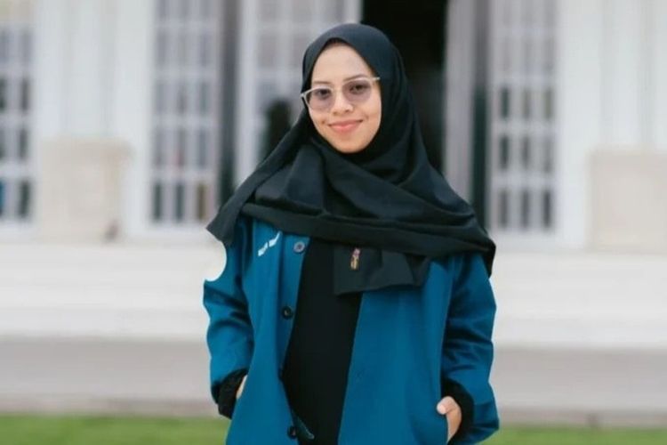 Kisah Imas Raih Beasiswa Bidikmisi hingga LPDP, Kini Tempuh S2 di Unair