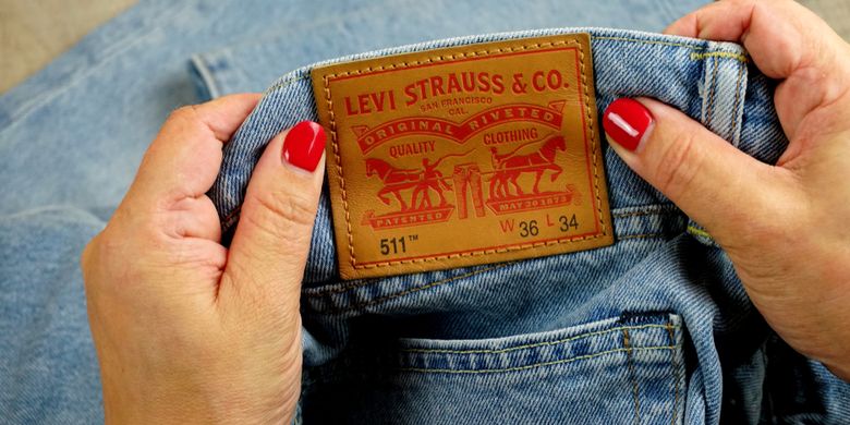 Bilakah jacob davis dan levi strauss mencipta jeans store biru