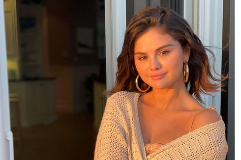 Selena Gomez Belajar Mencintai Diri Saat Putus dengan Justin Bieber