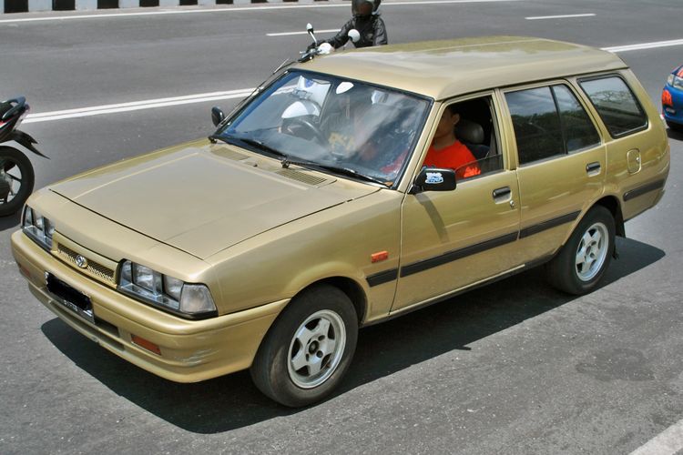 Mazda Vantrend jadi salah satu estate murah di pasar mobil bekas