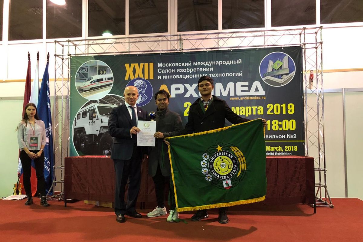 Wiwin dan Wahid raih 3 medali emas dan 1 piala award dari Pemerintah Rusia di ajang 22nd Moscow International Salon of Inventions and Innovative Technologies (ARCHIMEDES) di Moscow, Rusia pada 26-29 Maret 2019.