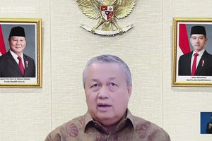 Rupiah Ditutup Anjlok Rp 18.000 per Dollar AS Usai Gubernur BI Perry Warjiyo Mundur