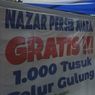 Tunaikan Nazar Persib Juara, Pedagang Telur Gulung Gratiskan Dagangannya