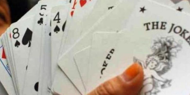 16 Mimpi bermain kartu remi dalam togel