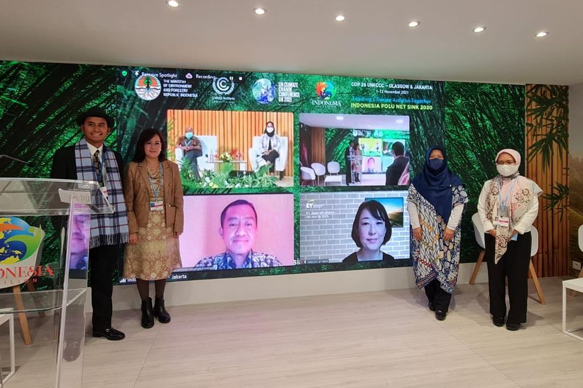 Paviliun Indonesia pada Konferensi Pengendalian Perubahan Iklim COP26 UNFCCC di Glasgow, Skotlandia.