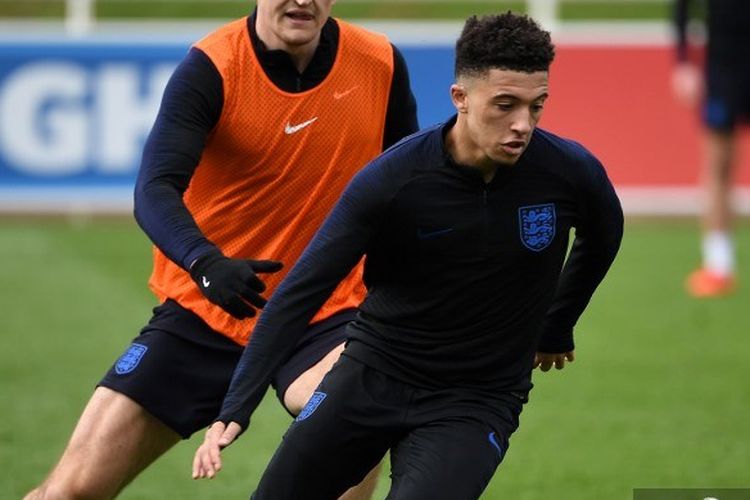 Jadon Sancho dan Harry Maguire berlatih bersama timnas Inggris di St George's Park, Inggris, pada 19 Maret 2019.