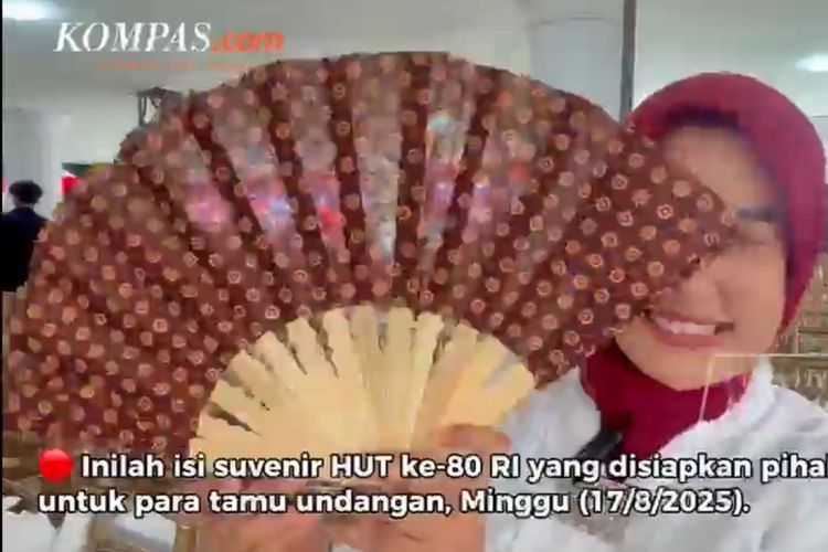 Dari payung, kaos, hingga buku Presiden Prabowo, ini 11 suvenir eksklusif yang dibagikan di Istana pada perayaan HUT ke-80 RI.