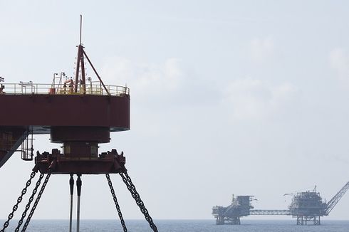 Indonesia Must Be Ready for Risk to Boost Oil to 1 Million BPD