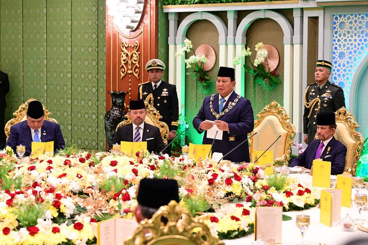 Momen Prabowo Dijamu Santap Siang di Istana Brunei, Diiringi Lagu 