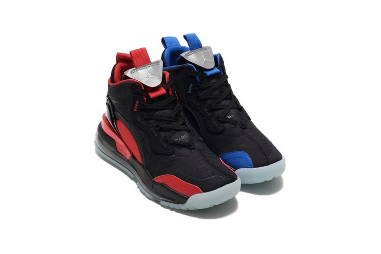 React Havoc SE Black/White/Hyper Cobalt/University Red