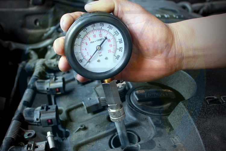 Alat pengukur kompresi mesin mobil