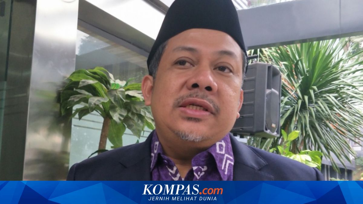 Begini Tampilan Risha yang Dikritik Fahri Hamzah