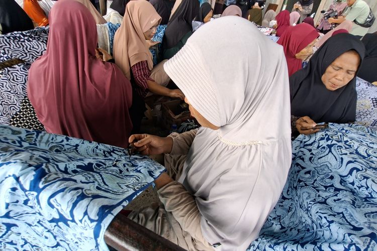 Daya Beli Lesu, Pengusaha Batik Sragen Bertahan dengan Inovasi Motif