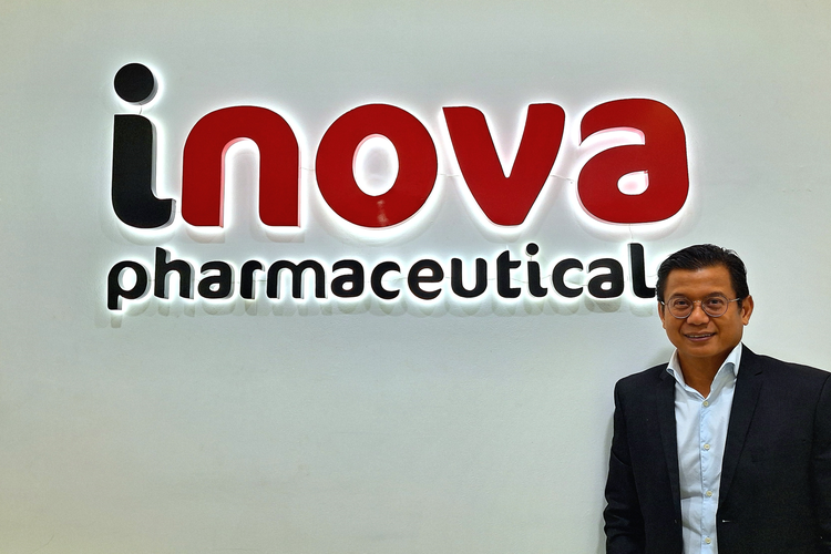 Country Head iNova Pharmaceuticals Indonesia Benyamin Wuisan.