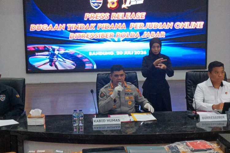 Polda Jabar Bongkar Judi Online Internasional, 11 Tersangka Ditangkap, 1 DPO Kabur ke Vietnam