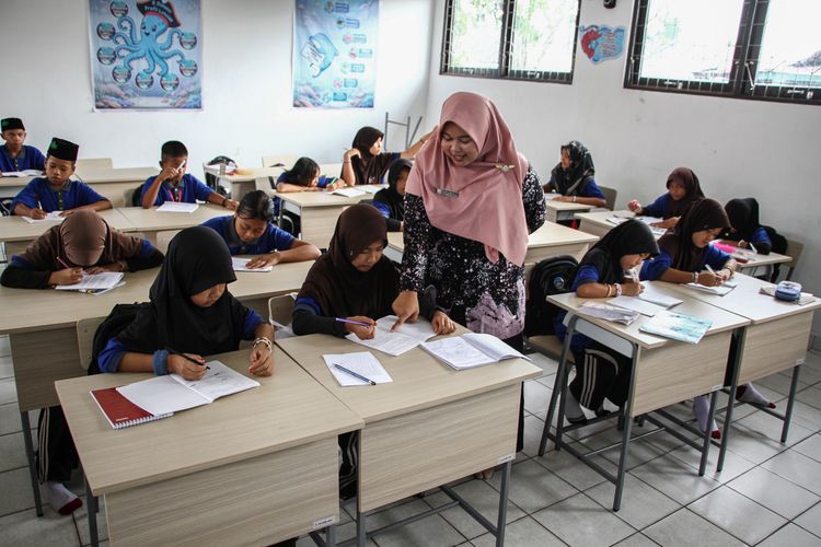 Kemensos Buka Rekrutmen PPPK Guru dan Tendik Sekolah Rakyat 2026,  Ada Lebih 8.000 Formasi