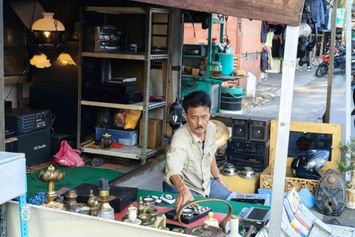 Kenangan dari Pasar Comboran Tak Pernah Usang