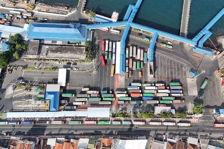 Urai Arus di Ketapang, ASDP Bakal Bangun Jembatan Penghubung Dermaga Bulusan-LCM