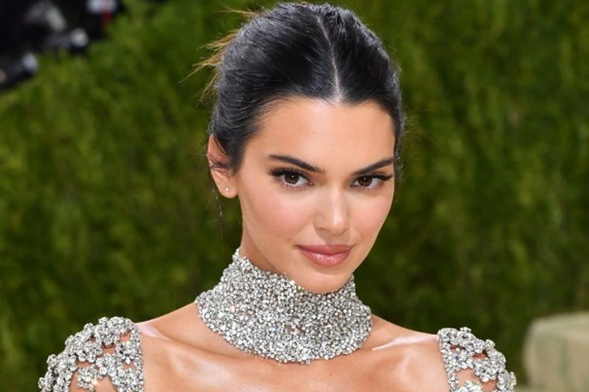 Kendall Jenner menghadiri Met Gala 2021 di Metropolitan Museum of Art pada 13 September 2021 di New York.