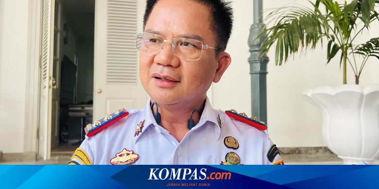 Dishub Jakarta Batal Pangkas Trotoar Jalan TB Simatupang