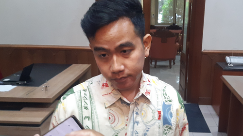 Mulusnya Jalan Gibran: Belum Tuntas Jabat Wali Kota Solo, Kini Ditawari Jadi Cawapres Prabowo