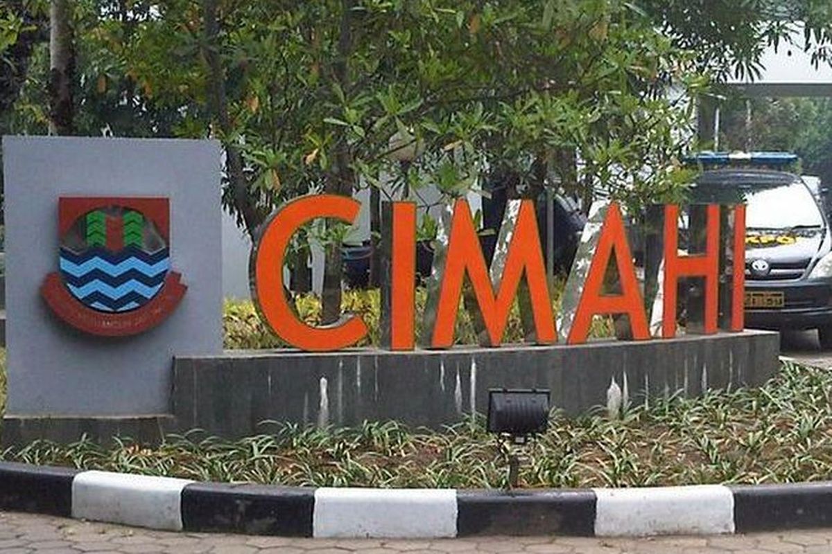 UMR Cimahi 2024 diputuskan sebesar Rp 3.627.880, yang artinya UMK Cimahi naik 3,24 persen. Di Bandung raya, UMR Kota Cimahi adalah yang terbesar setelah Kota Bandung.