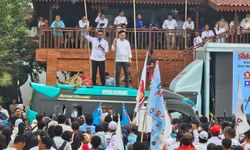 Dihadiri Ribuan Pendukung, Andra-Dimyati Daftar Pilkada Banten dan Paparkan Komitmennya
