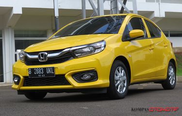 Honda brio e cvt 2020 deals harga