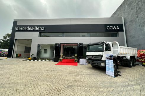 DCVI Resmikan Diler Truk Mercedes-Benz di Palembang