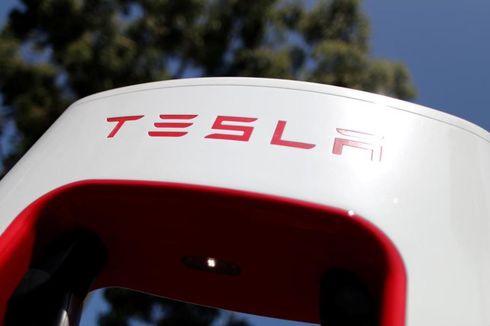 Tesla Bakal Investasi ke RI, Bahlil: Insya Allah 2022 Ini