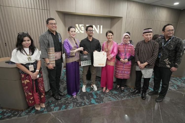 Jajaran direksi BNI menyambangi langsung Kantor Cabang BNI Jakarta Pusat dan Kramat. Kegiatan ini merupakan bagian dari perayaan HUT Ke-79 BNI.  