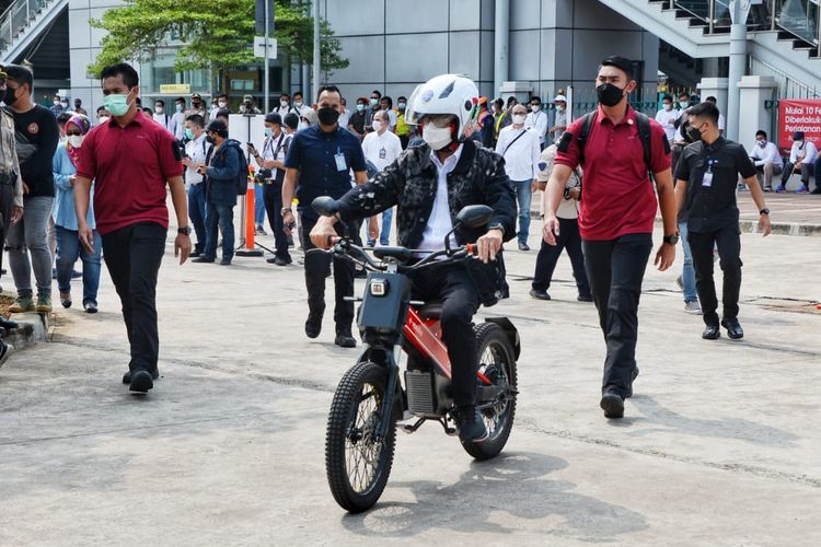 Menhub dorong kendaraan listrik menjadi massal