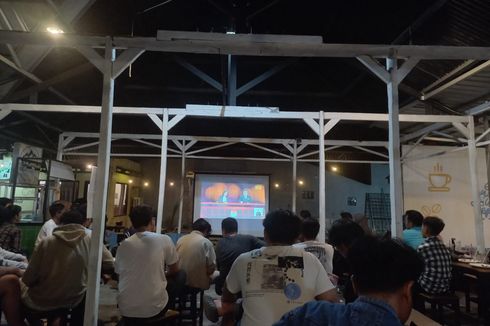 Semarak Anak Muda Semarang Nobar Debat Cawapres di Burjo dan Kafe Kekinian