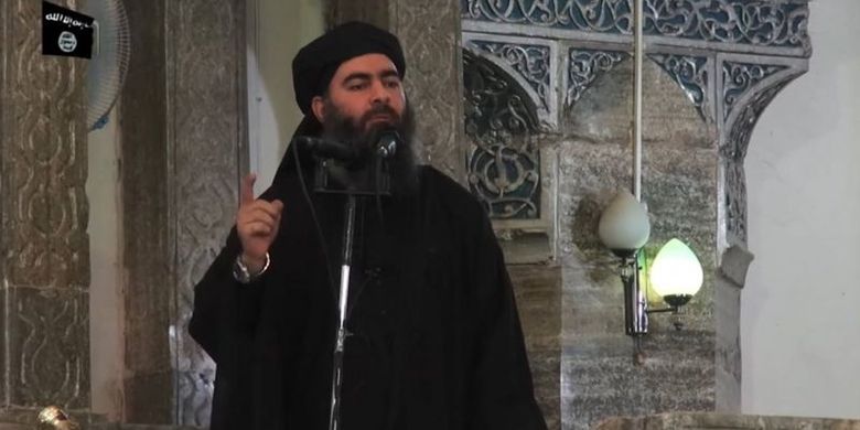 Al-Baghdadi ketika menyampaikan pidato di Mosul, 2014.