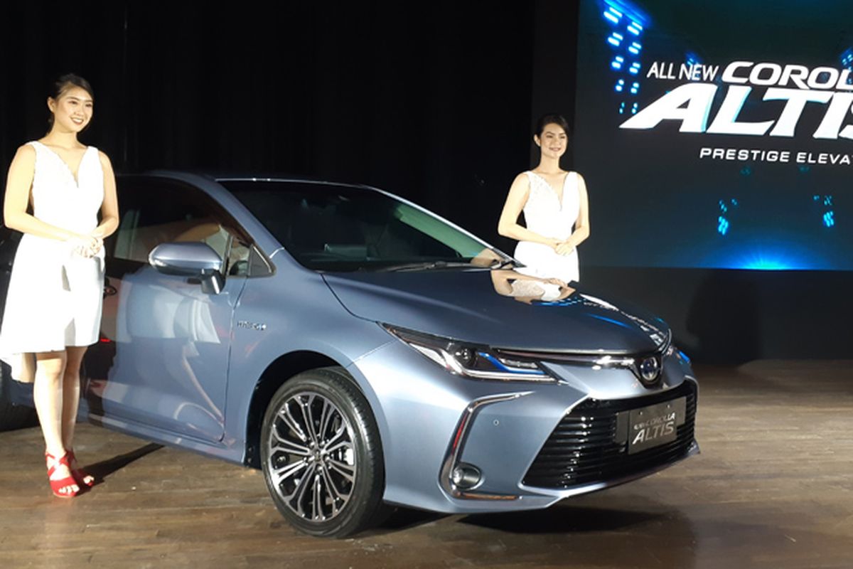 Toyota Corolla Altis Hybrid resmi meluncur di Indonesia