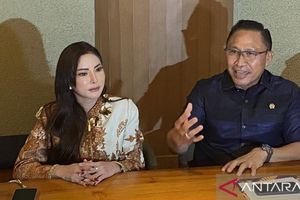 Ayu Aulia Tepis Isu Dirinya Dilantik Jadi Tim Kreatif Kemhan RI