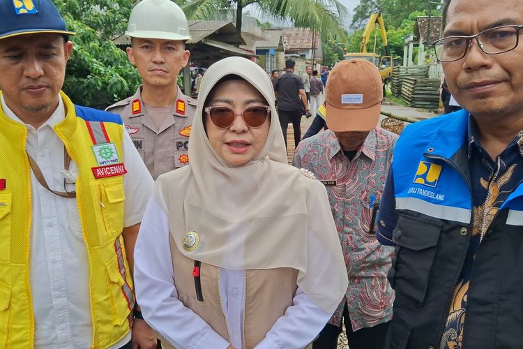 Bupati Pandeglang Tunjuk Muslim Taufik Jadi Plt Sekwan dan Hasan Bisri Jadi Plt Asda II
