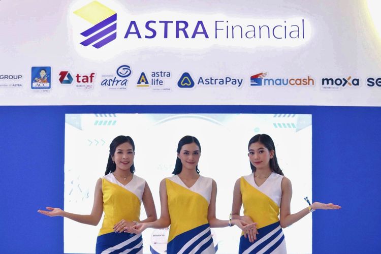 Astra Financial memberikan pelayanan terbaiknya bagi seluruh customer dengan ramah sepanjang GIIAS 2022.