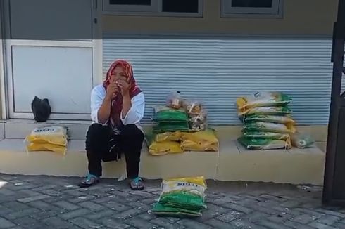Demi Pelanggan dan Rasa Iba, Penjual Nasi Jotos Bertahan dengan Harga Rp 3.000 Sambil Berburu Pasar Murah