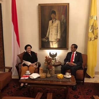 Presiden Joko Widodo dan Ketua Umum PDI Perjuangan Megawati Soekarnoputri melakukan pertemuan di Istana Batu Tulis, Bogor, Jawa Barat, Selasa (20/2/2018) malam.