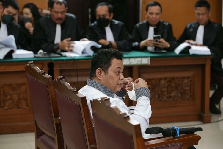 Terdakwa kasus pembunuhan berencana Brigadir J atau Nofriansyah Yosua Hutabarat, Kuat Ma'ruf menjalani persidangan di Pengadilan Negeri Jakarta Selatan, Senin (16/1/2022). Agenda sidang kali ini pembacaan tuntutan oleh Jaksa Penuntut Umum.