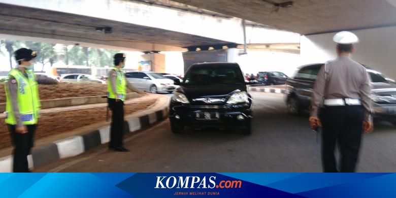 Mulai Senin Ganjil Genap Tak Berlaku Di Jalur Semanggi Pancoran