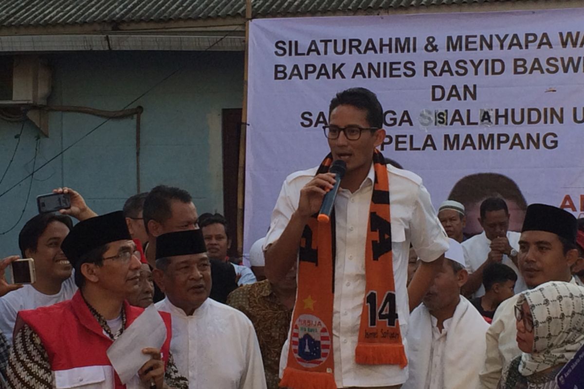 Cawagub DKI Jakarta, Sandiaga Uno di Jalan Bangka IX, Jakarta Selatan, Senin (20/3/2017).