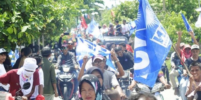 Kampanye pilkada di Kabupaten Buru Selatan.