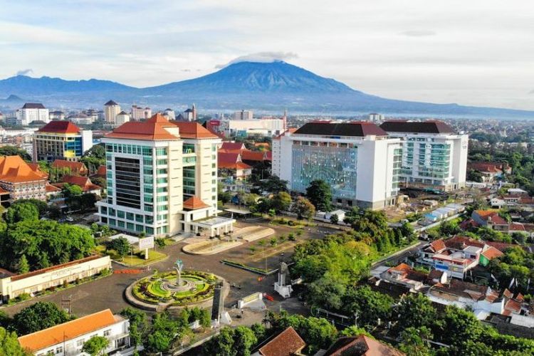 UM berkomitmen penuh mencetak SDM unggul dan berdaya sain global. 