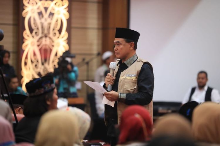 Bupati Tanah Bambu, Kalimantan Selatan (Kalsel), Zairullah Azhar resmi terpilih menjadi Ketua Umum Forum Lembaga Kesejahteraan Sosial Anak (LKSA) dan Panti Sosial Asuhan Anak (PSAA) periode 2022-2027. 