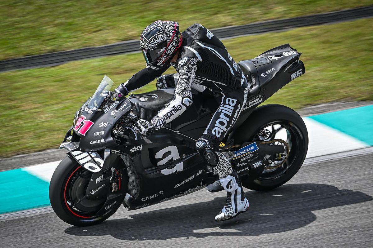 Aleix Espargaro saat sesi tes pra-musim MotoGP 2024 di Sirkuit Sepang, Malaysia