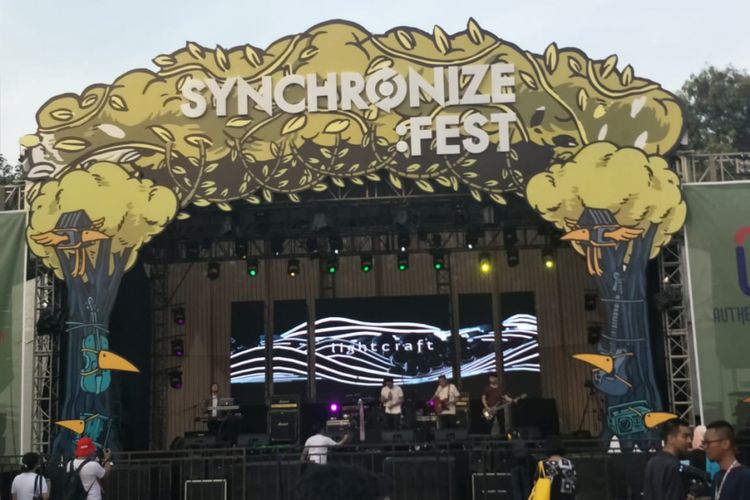 Forest Stage digelar di perhelatan musik Synchronize Festival yang diadakan di Gambir Expo Kemayoran, Jakarta Pusat, selama tiga hari berturut-turut, mulai 5 hingga 7 Oktober 2018.